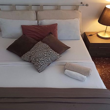 "Vacanze Romane" Stazione Tiburtina, Appartamento Tre Camere Da Letto 5 Posti Letto Esterno foto
